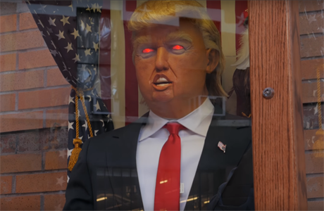 Nov atrakce v New Yorku: mluvc figurna Donalda Trumpa.