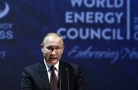 Vladimir Putin na Svtovém energetickém kongresu v Istanbulu.