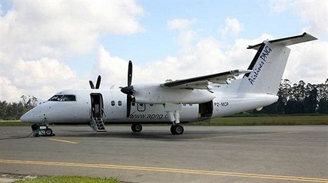 Turbovrtulové letadlo Bombardier Dash 8 se zítilo v divoin za velmi patného...