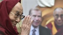 Pivtn tibetskho duchovnho vdce dalajlamy (na snmku) na Hradanskm...