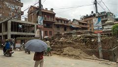 Potebu turist si Nepálci velmi dobe uvedomují. Opravy zejména památek se...