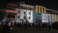 Při požáru nemocnice na východě Indie zahynulo nejméně 13 lidí