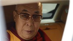 Tibetský duchovní vdce dalajlama na cest ze schzky s ministrem kultury...