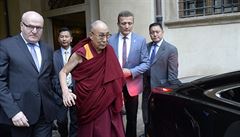 Ministr kultury Daniel Herman (vlevo) se setkal 18. íjna v Praze s tibetským...