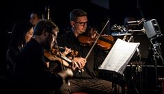 Mahenovo divadlo. Steve Reich / Beryl Korot: The Cave.
