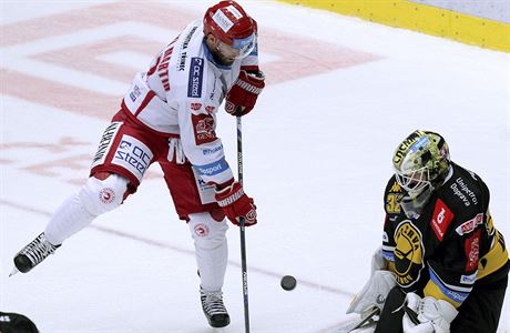 16. kolo hokejové extraligy mezi HC Ocelái Tinec - Verva Litvínov, 28. íjna...