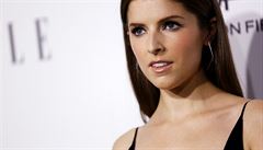 Hereka Anna Kendrick pózuje na 23. výroním pedávání cen ELLE Women v...