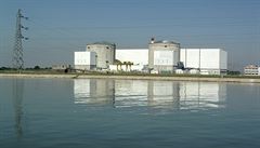 Nejstarší jadernou elektrárnu ve Francii odstavili z provozu kvůli nehodě