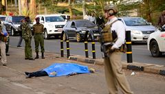 Útok u americké ambasády v Keni.