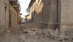 Centrální Itálii zasáhlo zemtesení o síle 7,1 stupn.