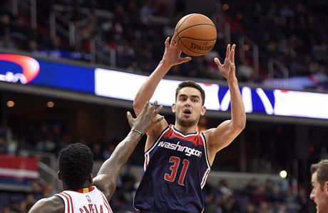 Tomá Satoranský v dresu Washington Wizards.