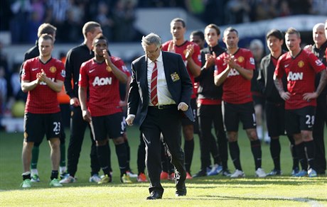 Trenér fotbalist Manchesteru United Alex Ferguson se louí