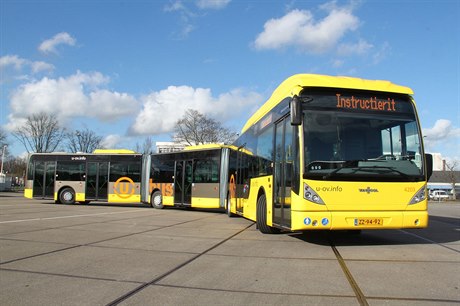 Tílánkový autobus Van Hool AGG 300.