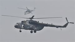 Armádní vrtulník MI-17.