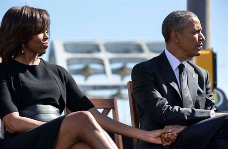 Prezident a prvn dma Obamovi poslouchaj e republikna Johna Lewise u 50....