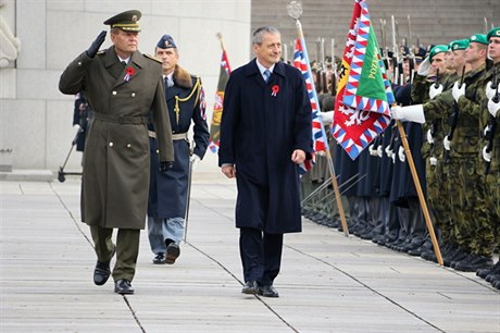 Ministr Stropnicky na oslavach Dne valených veterán