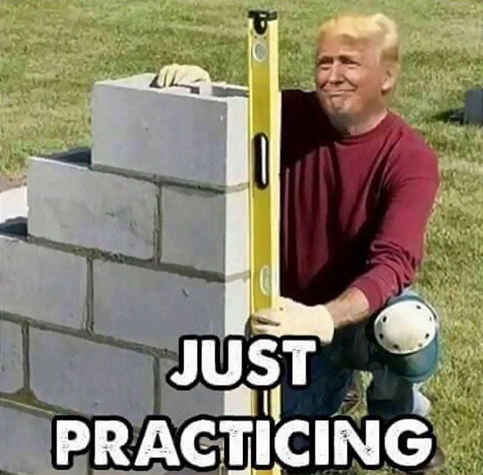 Jenom trénuji. Fotka kutila poukazuje na Trumpovy plány na výstavbu zdi na...