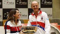 Amelie Mauresmová a Petr Pála pi losování finále Fed Cupu.
