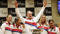 eský tým pro finále Fed Cupu (zleva): Karolína Plíková, Andrea Hlaváková,...