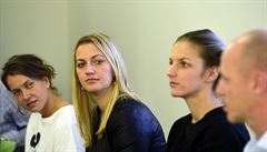 Zleva hrdinky finále Fed Cupu: Barbora Strýcová, Petra Kvitová, Karolína...