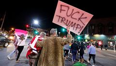 Demonstrace proti Trumpovi