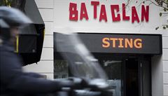 Paíský klub Bataclan po roce opt otevel koncertem britského zpváka Stinga.