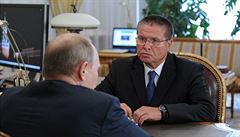 Putin zbavil Uljukajeva ministerské funkce. Nemá už jeho důvěru
