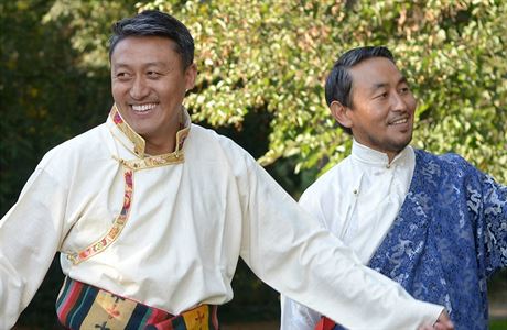 Sonam Tsering (vlevo)