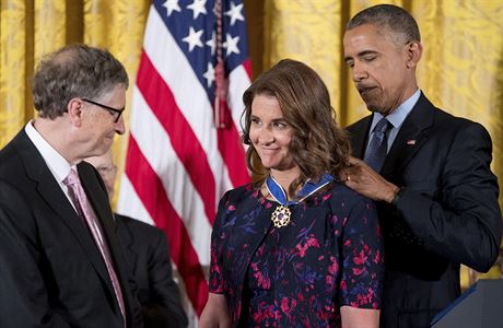 Melinda Gatesov, manelka Billa Gatese, tak obdrela Medaili svobody od...