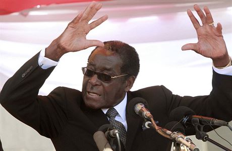 Robert Mugabe se se svými sportovci vbec nemazal.