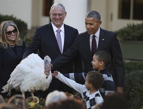 Prezident Barack Obama omilostnil dva krocany. Jde o tradici amerických...