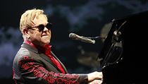 Elton John přilákal do 02 areny 13 tisíc fanoušků.
