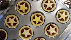 P�ipraveno k pe�ení