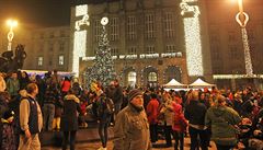Tradiní vánoní trhy v Ostrav  probíhají od 25. 11. 2016 do 23. 12. 2016 na...