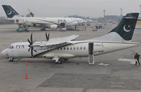 ATR-42 Pakistan International Airlines.