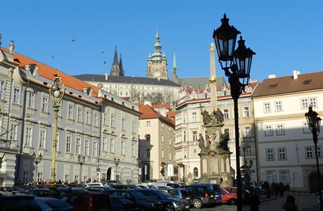 Praský hrad pi pohledu z Malostranského námstí.
