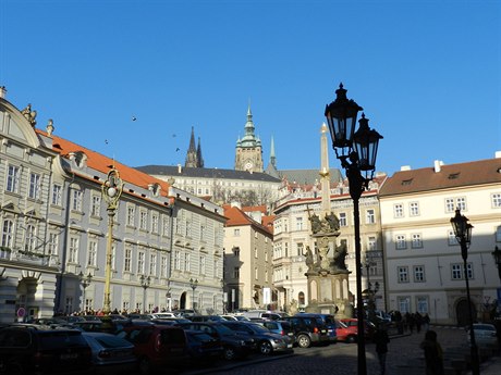 Pražský hrad při pohledu z Malostranského náměstí.