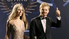 Nico Rosberg na galaveeru FIA s manelkou Vivian Siboldovou.