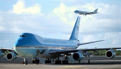 Boeing 747 SAM 28000. Ten pouívali prezidenti Bill Clinton i George W. Bush.
