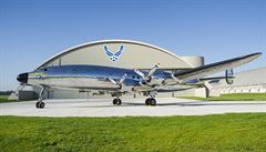 Prezidenta Eisenhowera ji vozily dva Lockheedy C-121 Constellation.