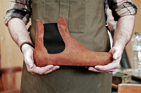 Poctivá kožená bota je krásná věc, výrobek, ke kterému mám nejsilnější pouto....