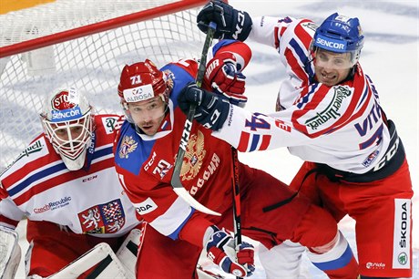 etí hokejisté nedostali od Rus anci.
