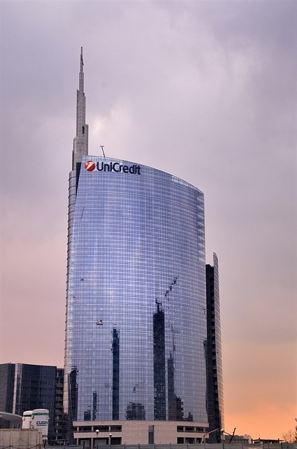 Sídlo UniCredit Bank v italském Milán.