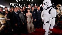 Herci zavítali na premiéru filmu Rogue One: Star Wars Story.