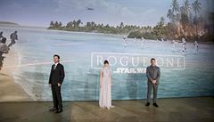 Pedstavitelé hlavních postav filmu Star Wars: Rogue One. Diego Luna, Felicity...