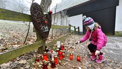 K chalup� na Hráde�ku u Trutnova, ve které p�ed p�ti lety zem�el bývalý...