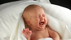 Způsob porodu má vliv na střevní mikrofloru kojenců, zjistili čeští vědci
