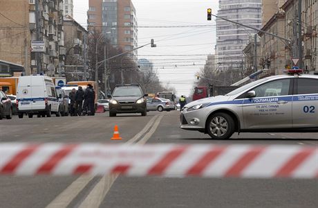 Moskevsk policie evakuovala na ti tisce lid.