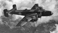Tký bombardér Handley Page Halifax B.III