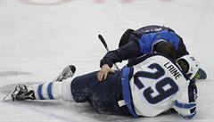 Sest�elený úto�ník Winnipegu Patrik Laine.